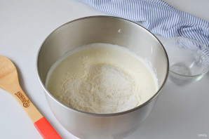 Бисквит с грушами