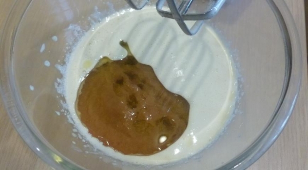 Кекс на яблочном пюре с орехами, пошаговый рецепт с фото