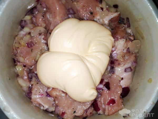 Рецепт: Быстро маринованный шашлык - Из свинины, маринованный растительным маслом и майонезом Рецепт: Быстро маринованный шашлык - Из свинины, маринованный растительным маслом и майонезом