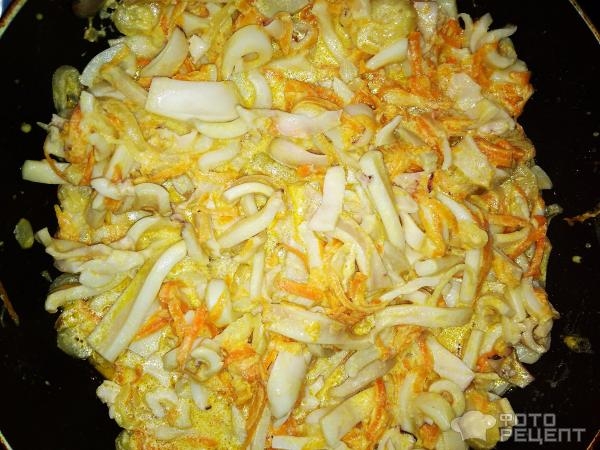 Рецепт: Кальмар жареный в сметане - Нежнейший и вкусный: в сметанно- соевом соусе