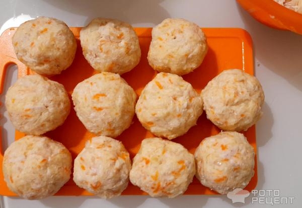 Рецепт: Котлеты из индейки - Детские котлетки из индейки, нежные, с сыром и картофелем.