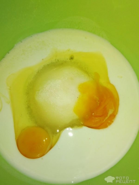 Рецепт: Манник с черной смородиной - Летний манник с ягодами: без муки