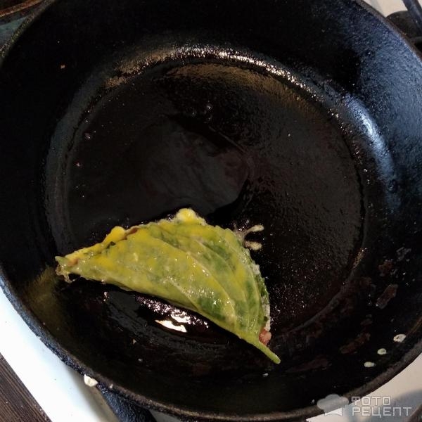 Рецепт: Пирожки из периллы - Kkaenip-Jeon - Корейский панчан