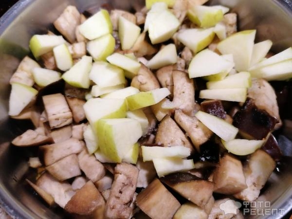 Рецепт: Рагу из баклажанов - С яблоками