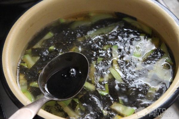 Рецепт: Уха из лососевых - с листами нори