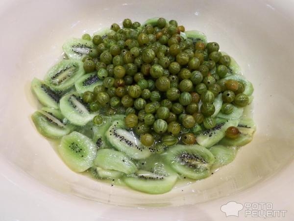 Рецепт: Варенье из крыжовника и киви - мой эксперимент