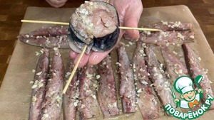 Скумбрия под сливочным сыром с овощами