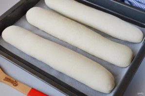 Багет с сыром и чесноком