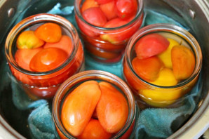Помидоры стерилизованные на зиму без рассола