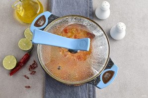 Суп из коктейля морепродуктов