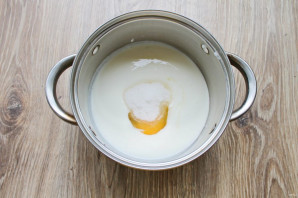 Блинчики с яблоком и брусникой