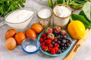 Лимонно-ягодный торт