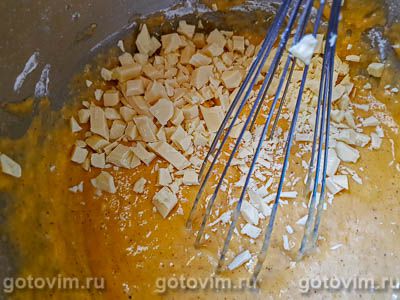 Тыквенные маффины с белым шоколадом и штрейзельной крошкой Тыквенные маффины с белым шоколадом и штрейзельной крошкой