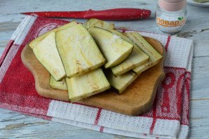 Маринованные баклажаны с чесноком и луком Маринованные баклажаны с чесноком и луком