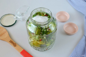 Помидоры зеленые фаршированные на зиму