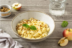 Пшенная каша с яблоком в мультиварке