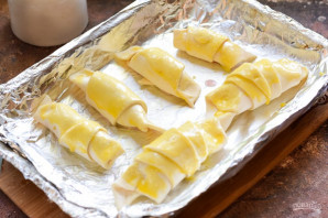 Круассаны с малиной