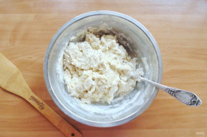 Вареники с яблоком и корицей