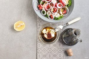 Салат из мяса мидий