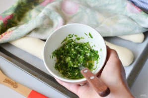 Багет с сыром и чесноком