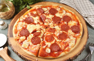 Пицца "Пепперони" с моцареллой