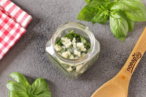 Базилик с чесноком на зиму