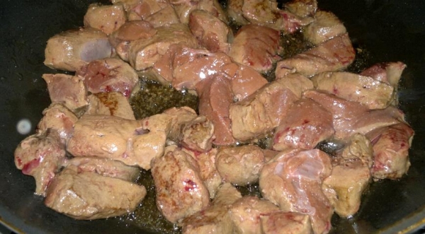 Куриная печень с овощами в сливках, пошаговый рецепт с фото