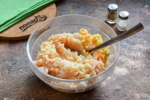 Куриные биточки с цукини и овощами Куриные биточки с цукини и овощами