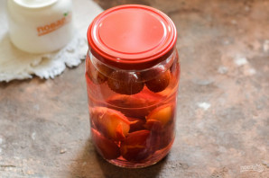 Компот из клубники и сливы на зиму