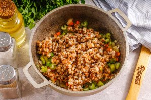 Гречка с сельдереем