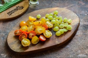 Рыба тушеная с виноградом