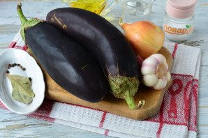 Маринованные баклажаны с чесноком и луком Маринованные баклажаны с чесноком и луком
