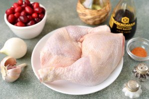 Курица с кизилом в духовке