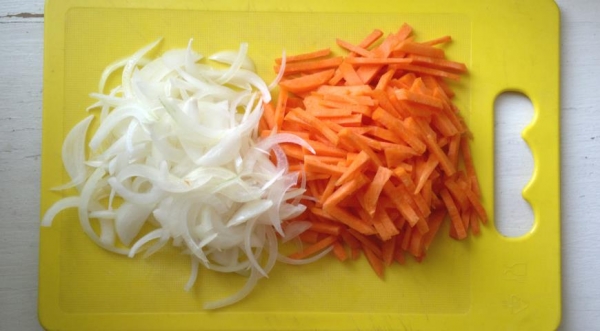 Куриная печень с овощами в сливках, пошаговый рецепт с фото