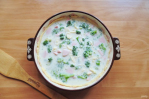 Киш с брокколи и шпинатом