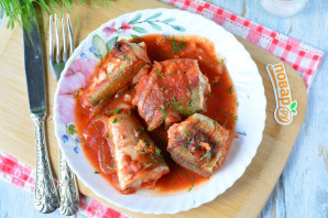 Рыба запеченная с чесноком в духовке