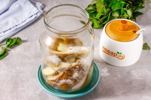 Компот из груши дички на зиму Компот из груши дички на зиму