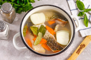 Заливное из сазана