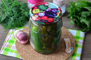 Огурцы с щавелем на зиму