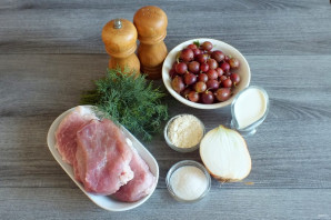 Свинина с крыжовником