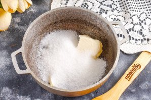 Блинный торт с карамелью Блинный торт с карамелью