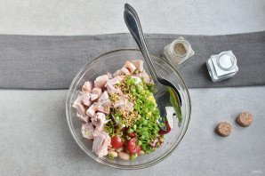 Салат без майонеза с курицей