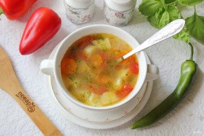 Куриный суп с сельдереем и рисом Куриный суп с сельдереем и рисом
