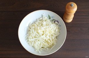 Салат с мясом и маринованными грибами Салат с мясом и маринованными грибами