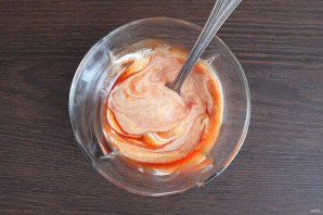 Салат с мясом и маринованными грибами Салат с мясом и маринованными грибами