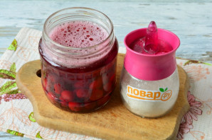 Компот из забродившей вишни