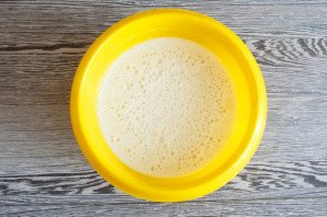 Клафути с вишней в мультиварке