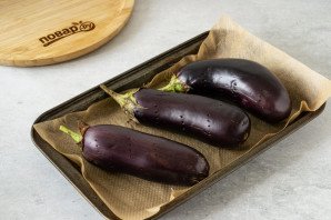 Баклажаны с тхиной