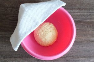 Творожный рулет с клюквой