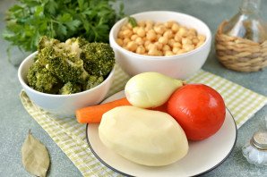 Суп с нутом и брокколи